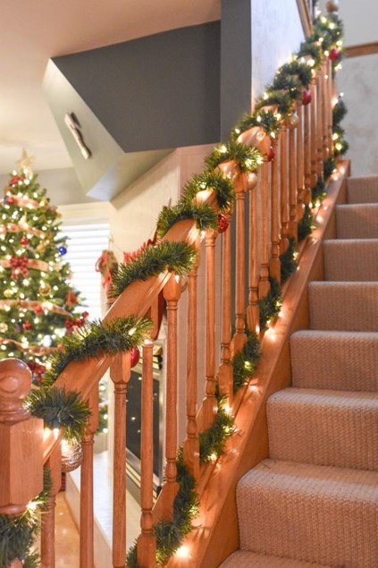 Christmas home décor tips, for compact homes