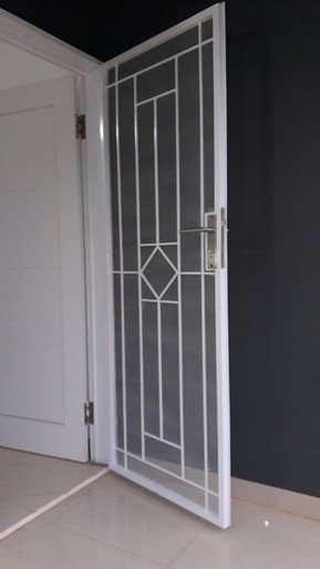 Double-door grill gate design for main door of your home