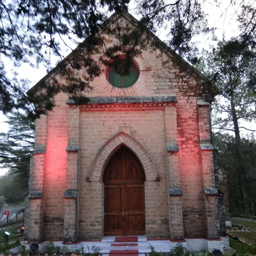 உத்தரகண்ட் மாநிலத்தில் உள்ள லான்ஸ்டவுனில் பார்க்க வேண்டிய இடங்கள்