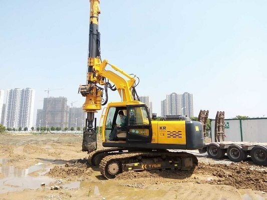 Types of most used construction equipment 4
