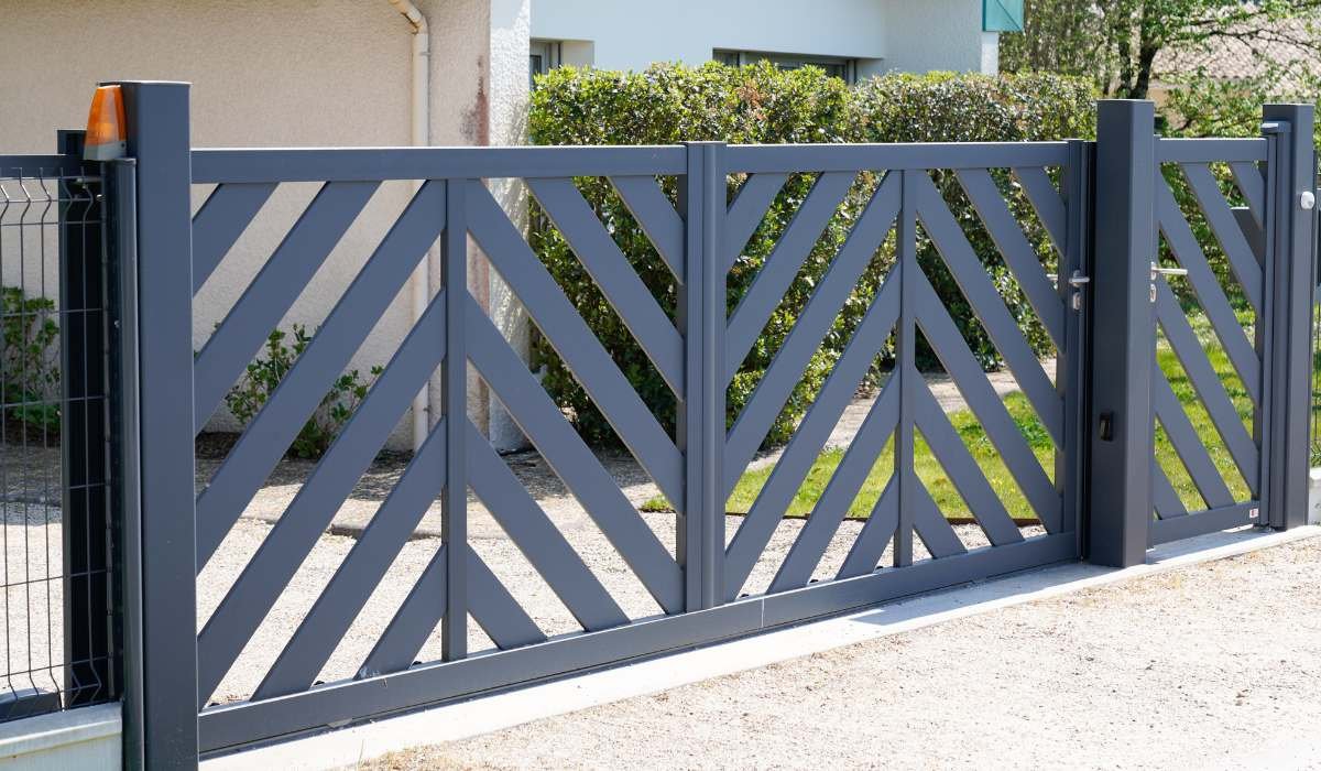 Steel Gate Design Ideas for Your Home's Main Gate