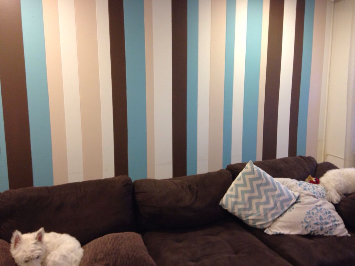 Painted Wall Designs Stripes Vertical Stripes Painted Living Room Wall White Beige Brown And Turquoise