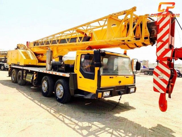 Different types of construction industry cranes 5