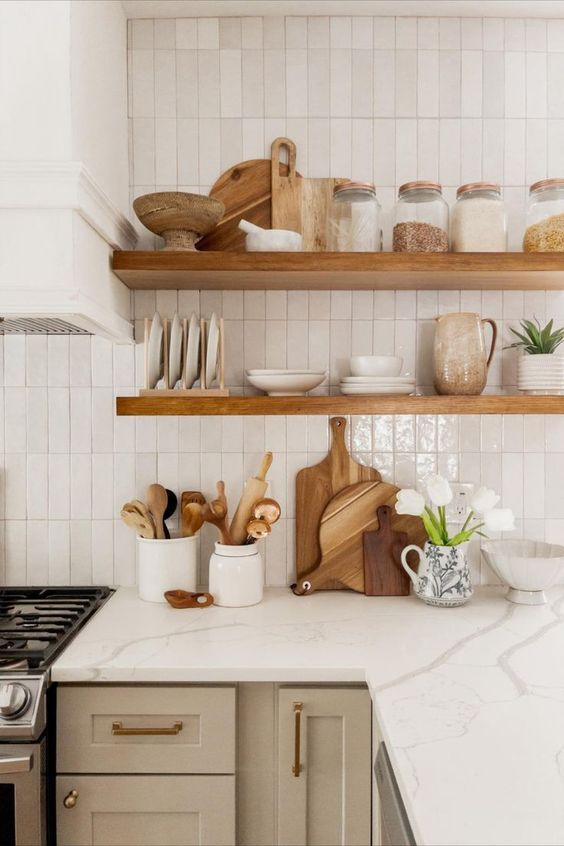Kitchen storage ideas to make the best use of your kitchen space 1