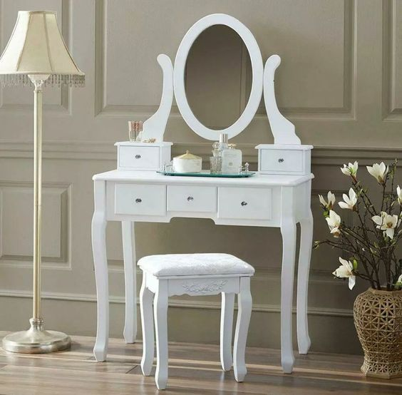 Traditional wooden dressing table designs to add personality to your bedroom 2