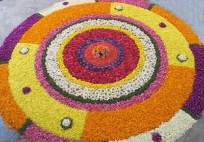 10 classy &amp; simple Onam Pookalam designs for home 4