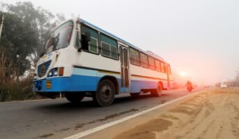 OMS bus route Delhi: Stops, fare and timing