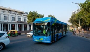930 bus route Delhi: West Enclave/Sansad Vihar to Nehru Place