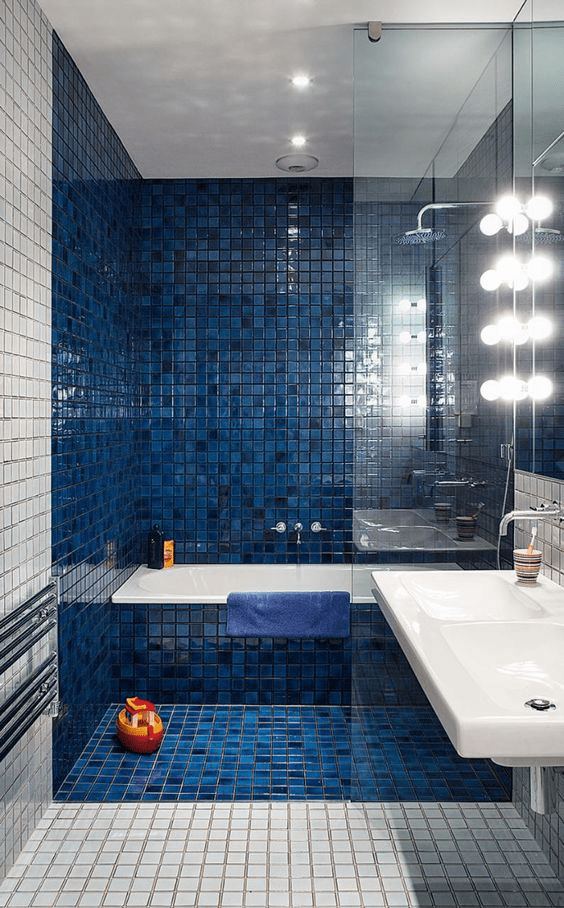 Blue bathroom tiles design ideas to explore