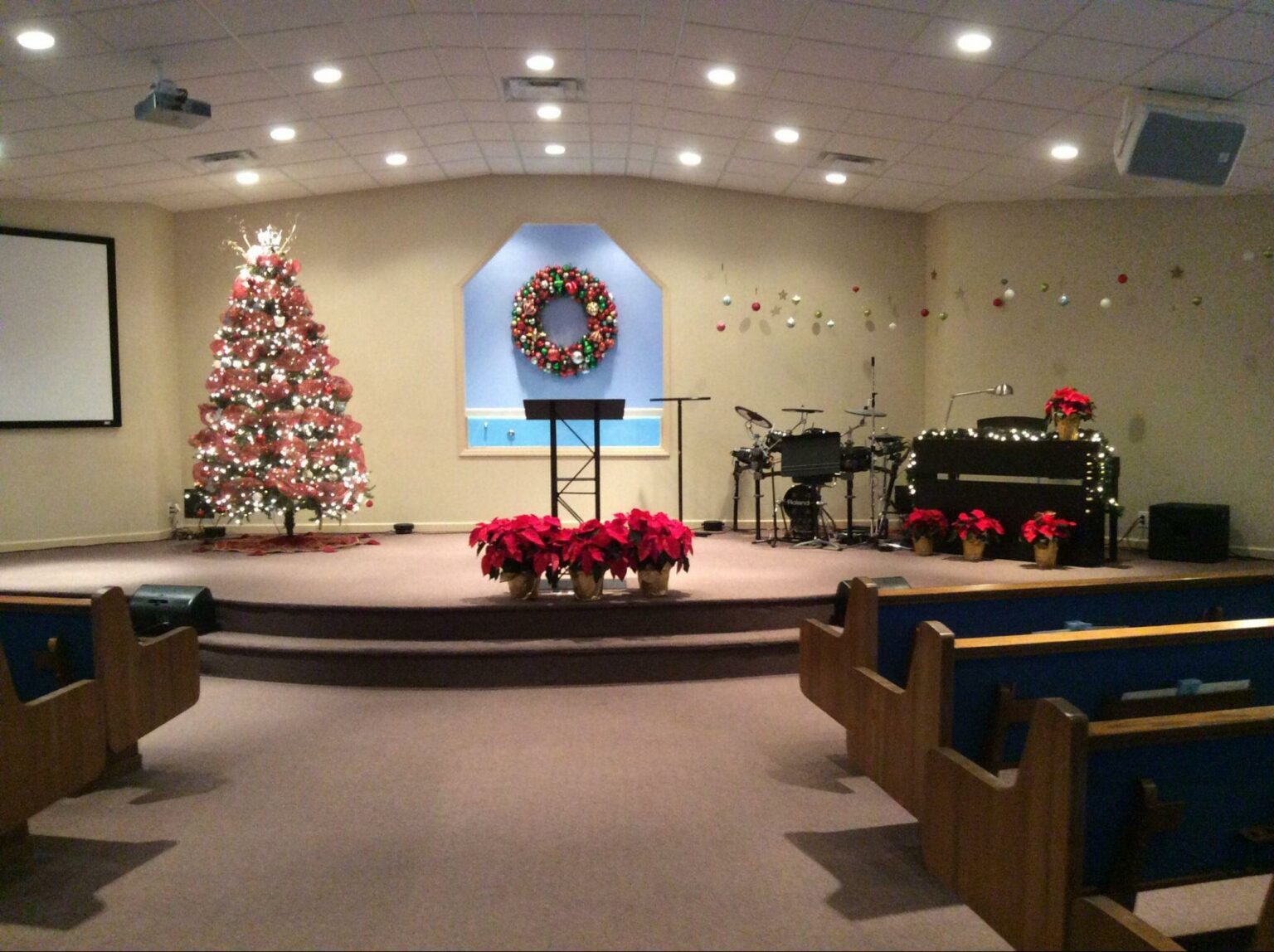 Amazing church decoration ideas for Christmas