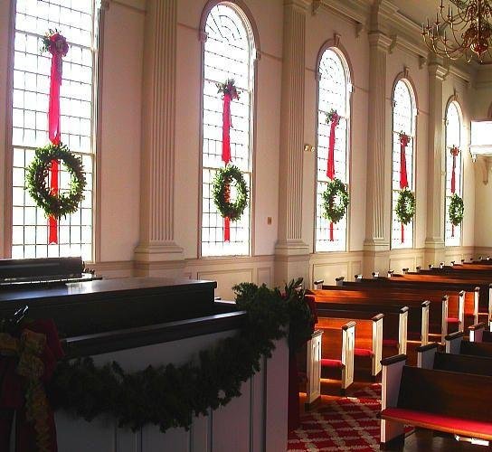  Church decoration for Christmas: A list of amazing ideas 