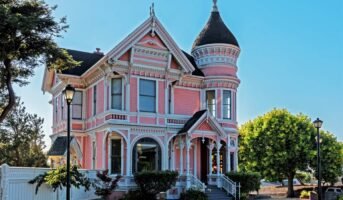 Victorian houses that will take you back to a bygone era