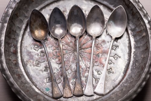 most-effective-and-easy-ways-to-clean-silver-at-home