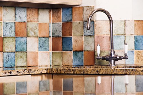 30+ Kitchen Tile Design Photos to choose from