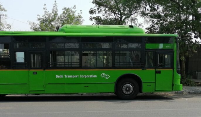 153 Delhi bus route: Mukherji Nagar Baandh to Hastsal JJ Colony