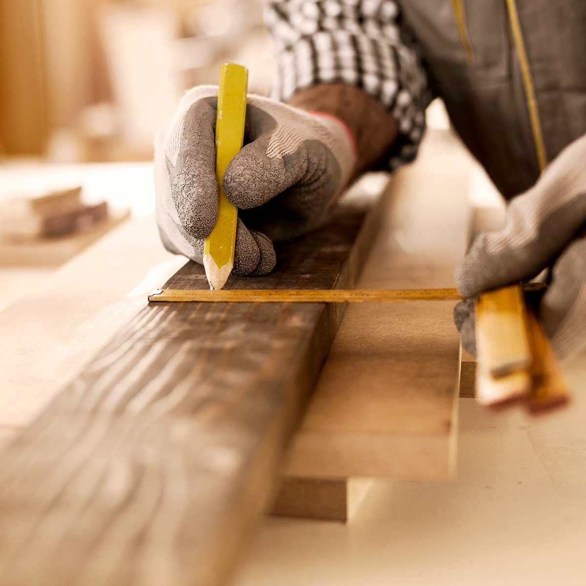 List of the most common carpentry tools and tricks to use them