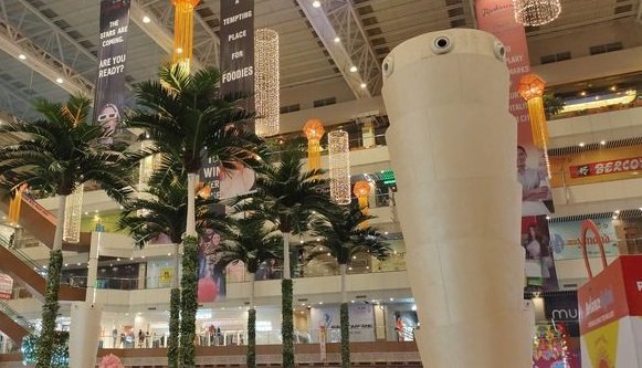 Gaur City Mall in Greater Noida West: Shopping and dining options