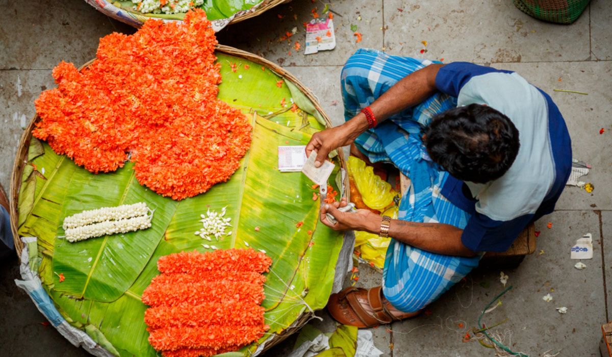 Krishna Rajendra market Know about Bangalore’s popular flower market