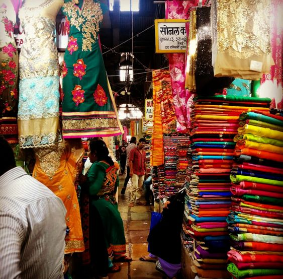 Mangaldas Market Mumbai: How to reach and things to buy