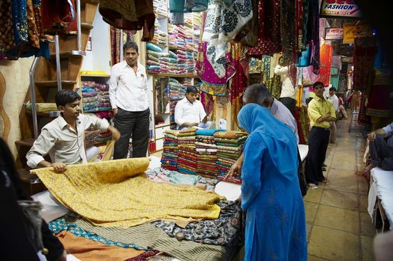 Mangaldas Market Mumbai: How to reach and things to buy