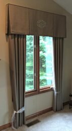 Window Valances for That Layer of Excellence