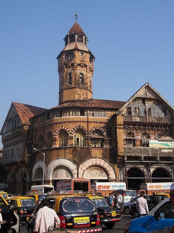 Your local guide to Janta market in Mumbai