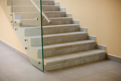 12 cele mai bune modele de scări pentru case