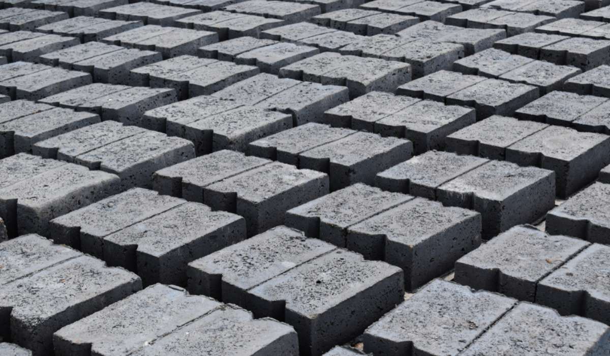 Fly Ash Bricks Constituents, Properties, Uses, Pros and Cons