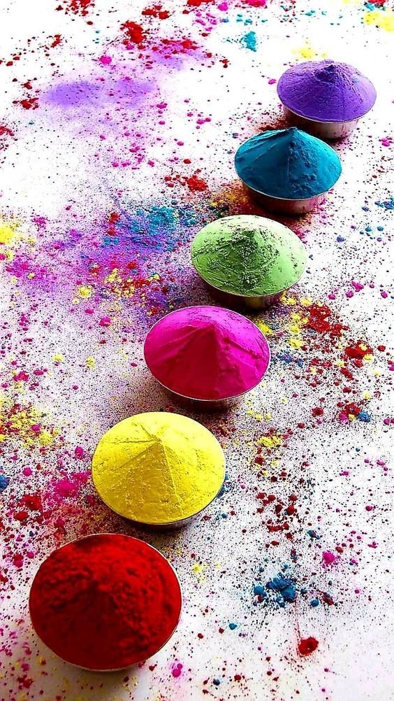How to celebrate Holi at home?