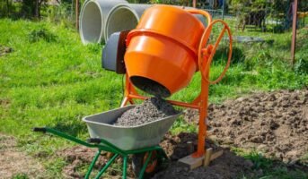 Types of concrete mixers and their features