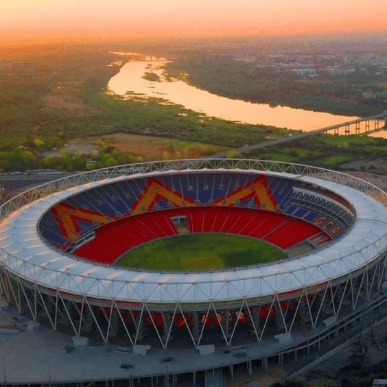 विश्व का सबसे बड़ा क्रिकेट स्टेडियम: नरेंद्र मोदी स्टेडियम