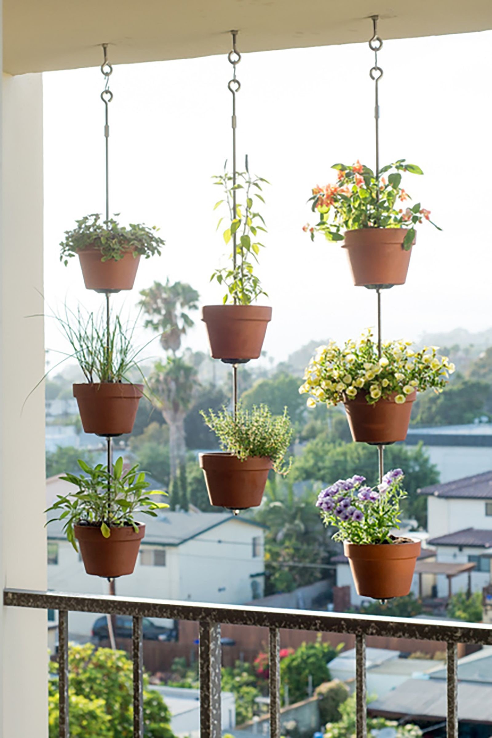 Decorating with Plants: 16 Ideas to Make Plants Part of the Decor