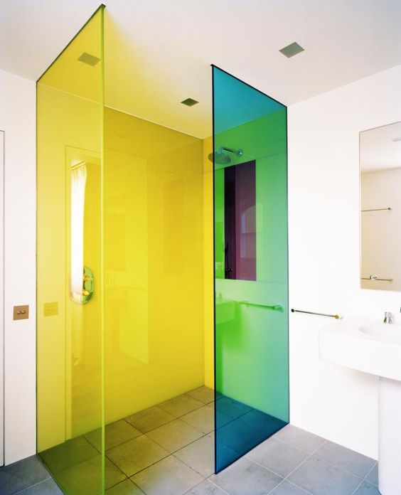 Tinted glass: Uses, advantages and disadvantages of the colourful glass
