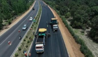 100 km of Ghaziabad-Aligarh Expressway built in record 100 hours