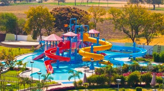 Crescent Water Park Indore: Travel guide