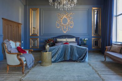 Luxury Bedroom Designs That Will Leave You Awestruck 02 389x260 