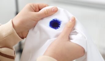 How to remove paint from clothes?
