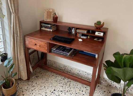 Study table for girls Ideas and photos 2023