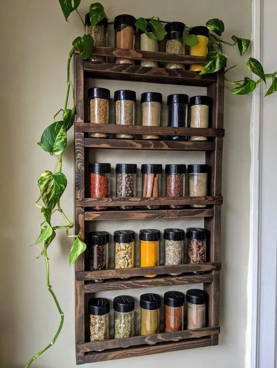 How to choose spice rack for kitchen