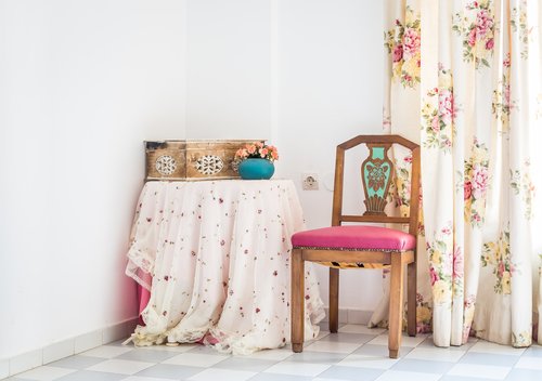 Vastu-prescribed curtain colours for Indian homes