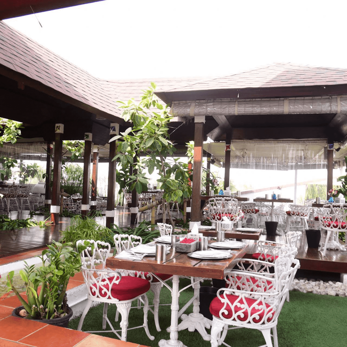 Best rooftop restaurants in Hyderabad