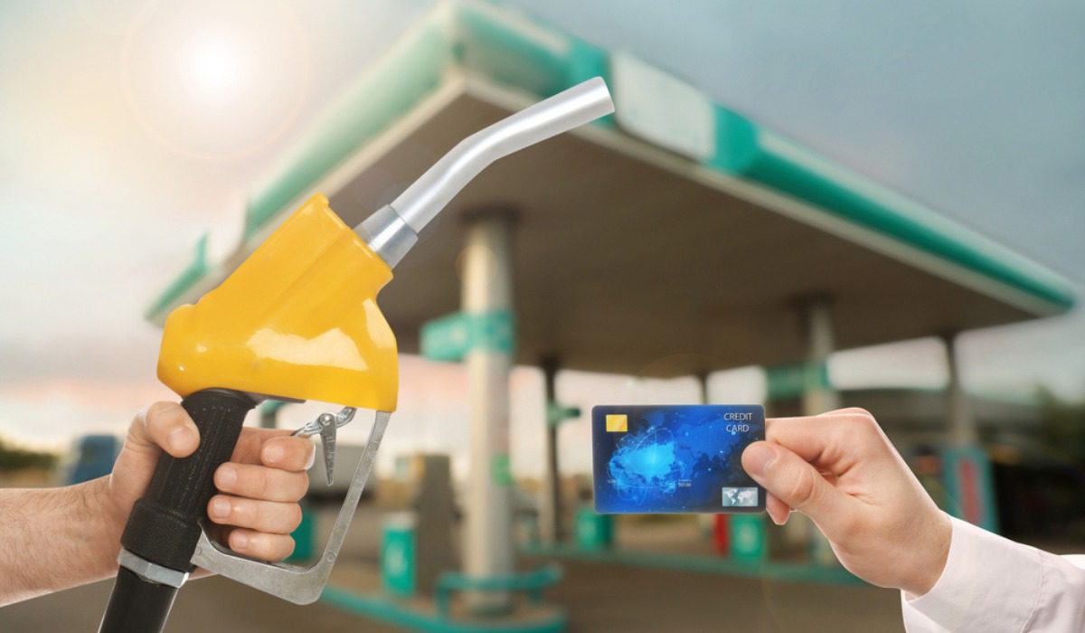 8 Best fuel credit cards with best cashback, reward benefits 2023