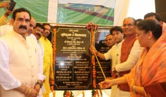 Civil aviation minister lays foundation stone of Datia Airport in MP