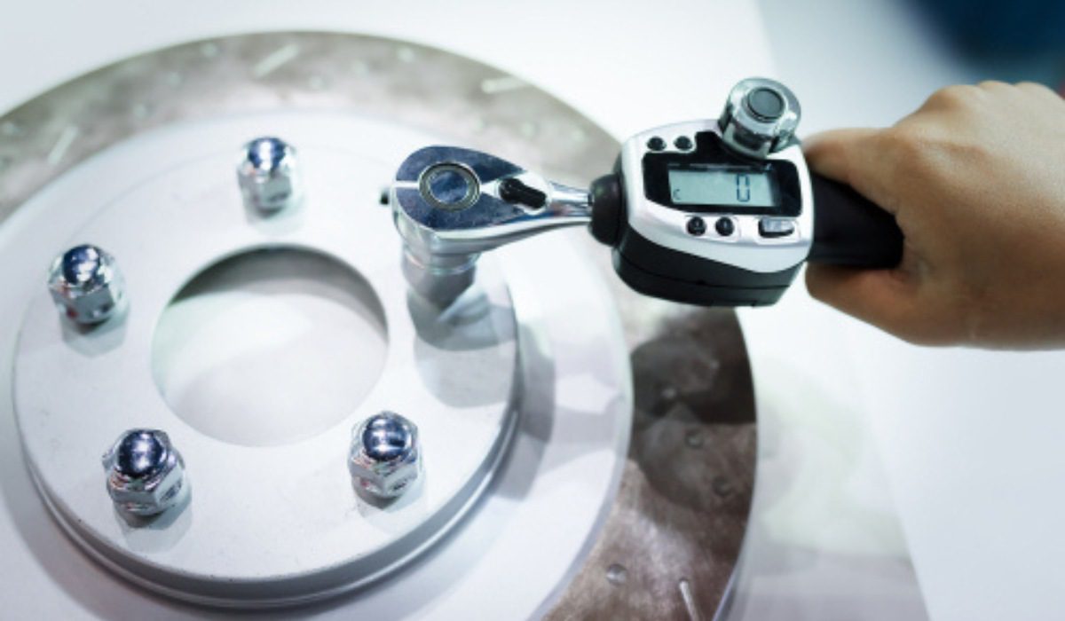 Torque wrench Use, types, maintenance