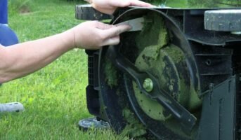 How to maintain a lawn mower?