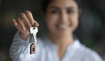 पति की अनुमति के बिना पत्नी द्वारा अपनी संपत्ति बेचना क्रूरता नहीं है: कलकत्ता HC