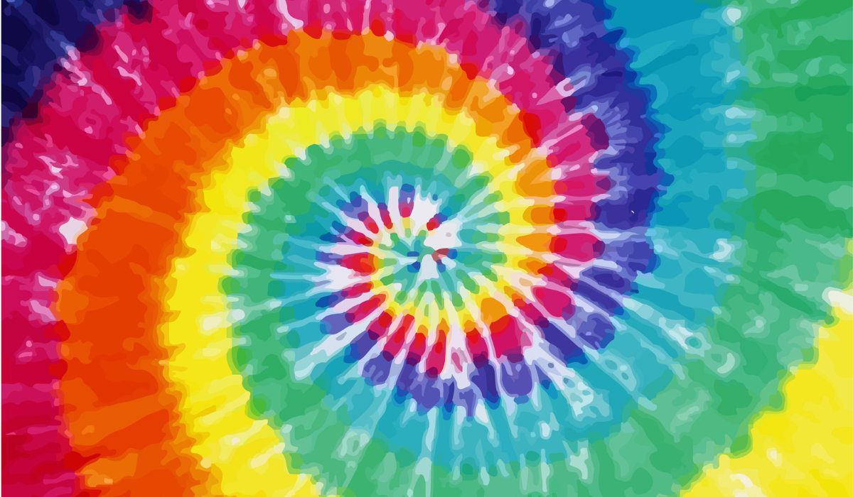 Ways to tiedye fabrics