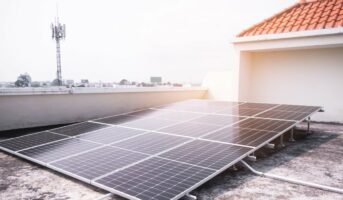 Top solar companies in Noida