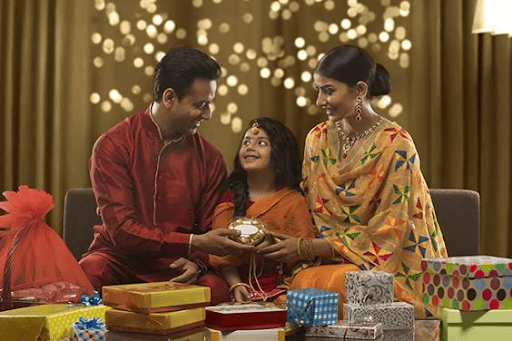 Yashika Aannand Diwali stills in lehenga - South Indian Actress