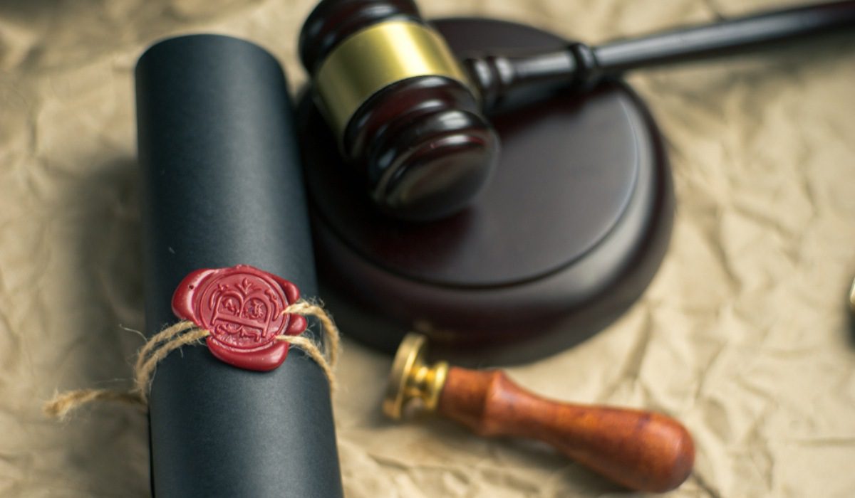 The mother of a deceased son has a share in her son’s ancestral